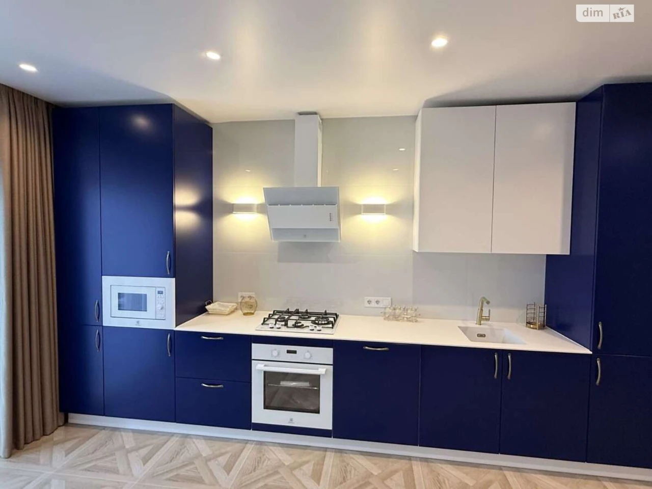 Apartment for Sale, Romaniwka