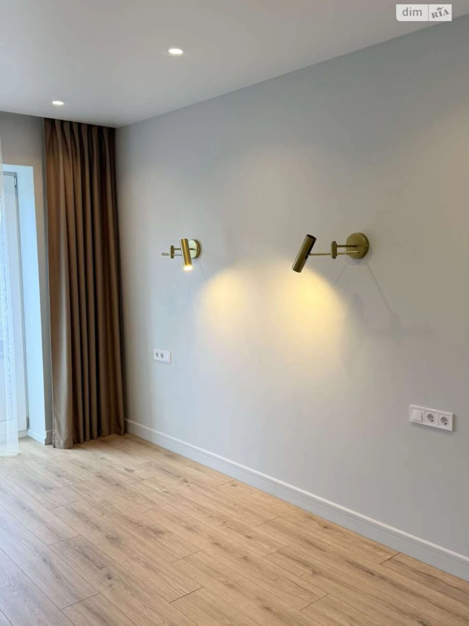 Apartment for Sale, Romaniwka