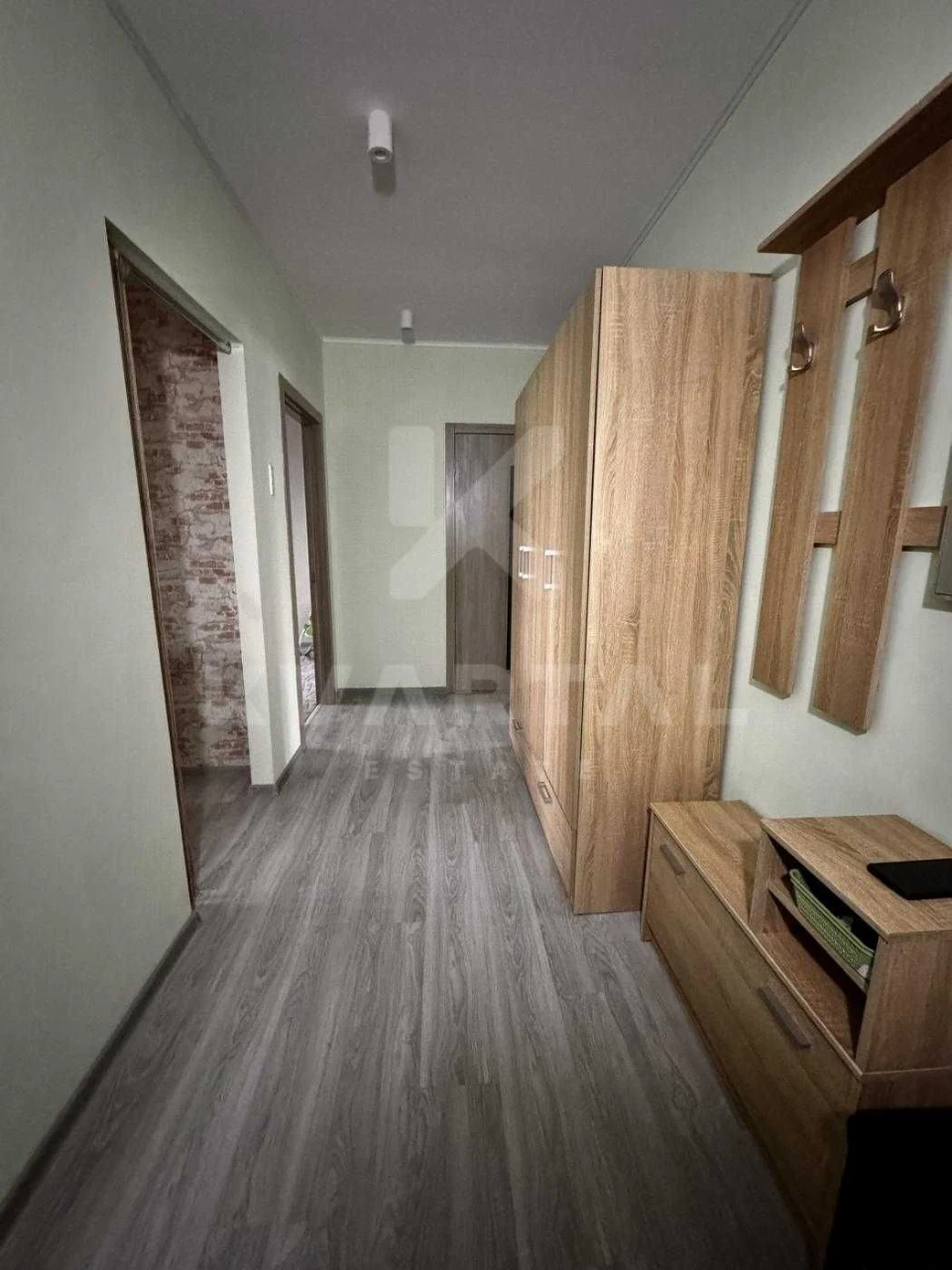 Продаж 2-кімнатної квартири (60 м2) з ремонтом ЦЕНТРАЛЬНИЙ