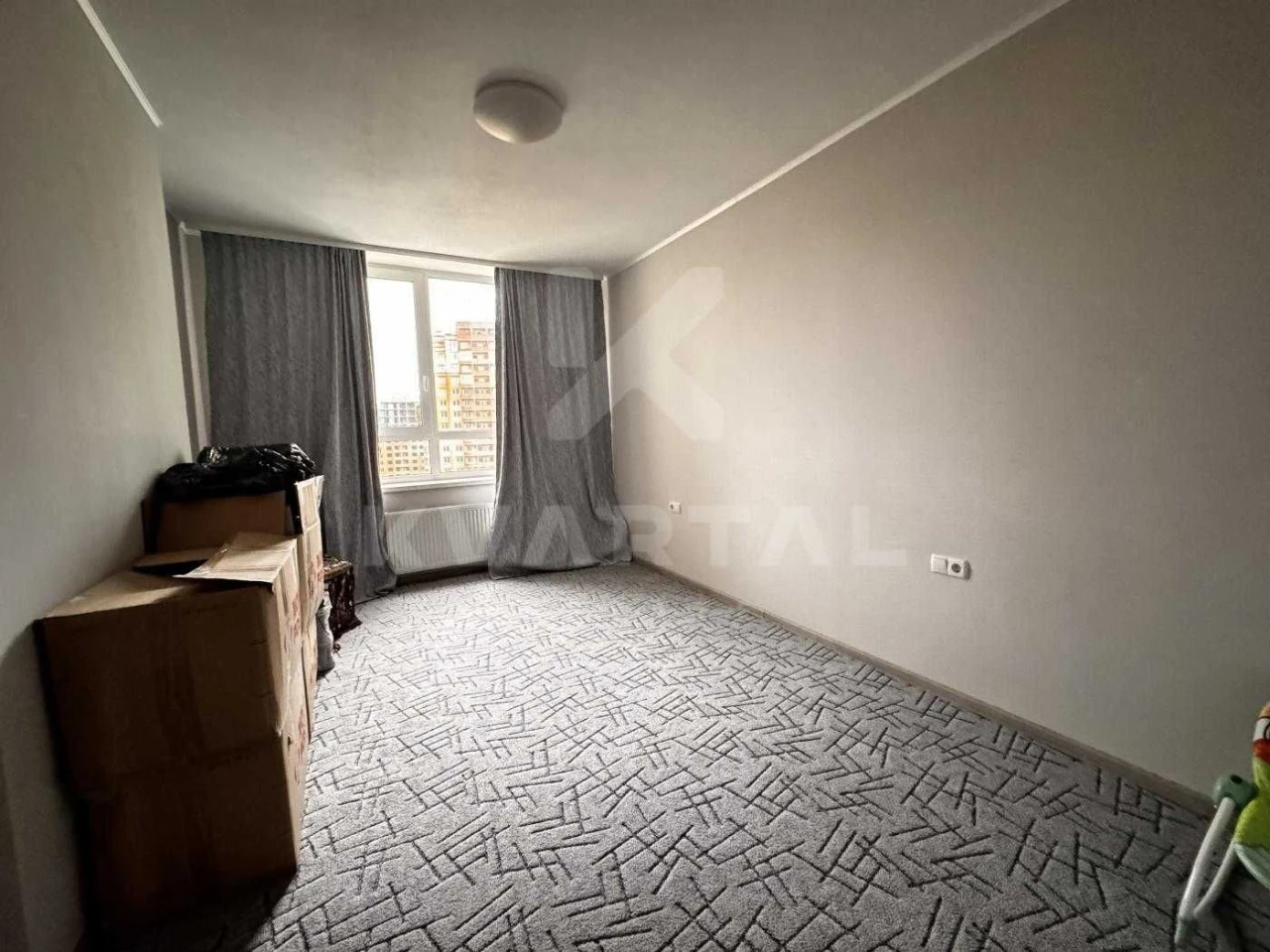 Продаж 2-кімнатної квартири (60 м2) з ремонтом ЦЕНТРАЛЬНИЙ