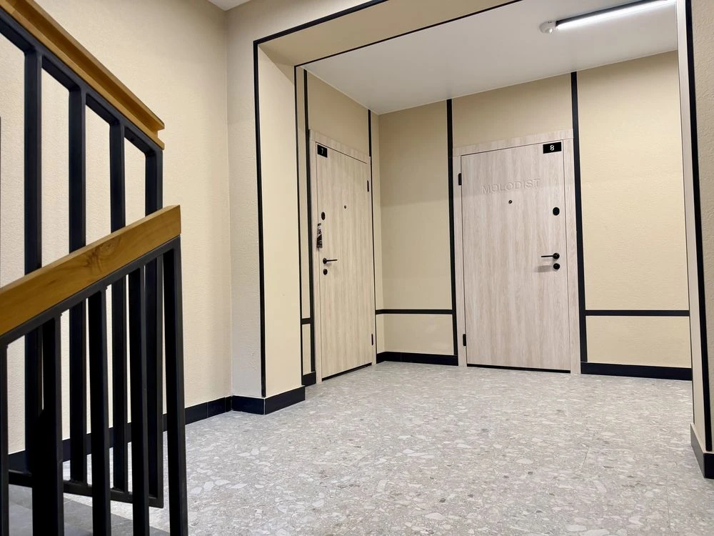 For Sale: Apartment in the "Molodist" residential complex with a balcony