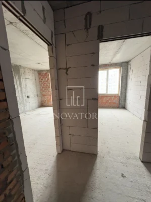For Sale: Nice 2-bedroom apartment in Irpin. Gas heating.