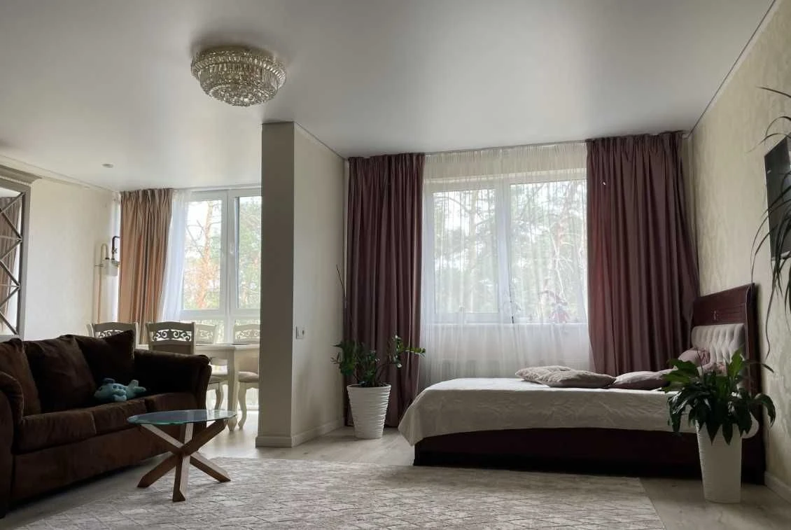 Sale of a spacious apartment with renovation and furniture in ЖК Ірпінсь