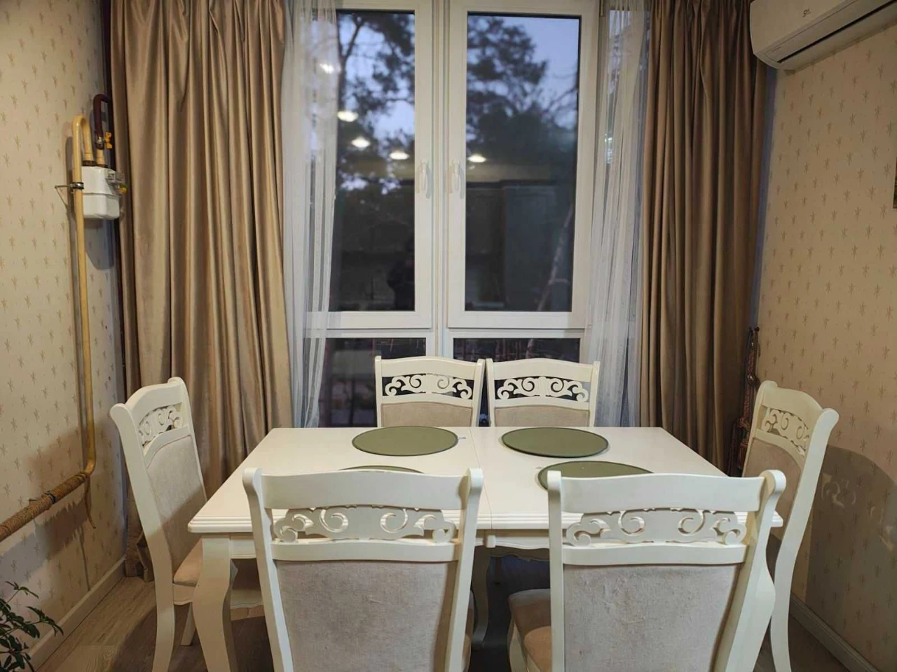 Sale of a spacious apartment with renovation and furniture in ЖК Ірпінсь