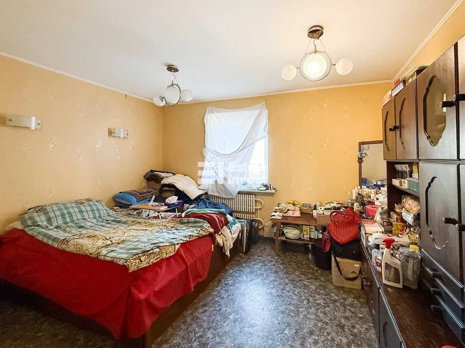 I will sell a 3-room apartment in a new building on Dmytrivska Street, 5.