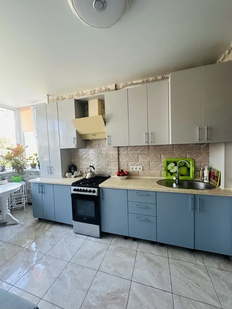 Spacious Euro-apartment with minimal taxes
