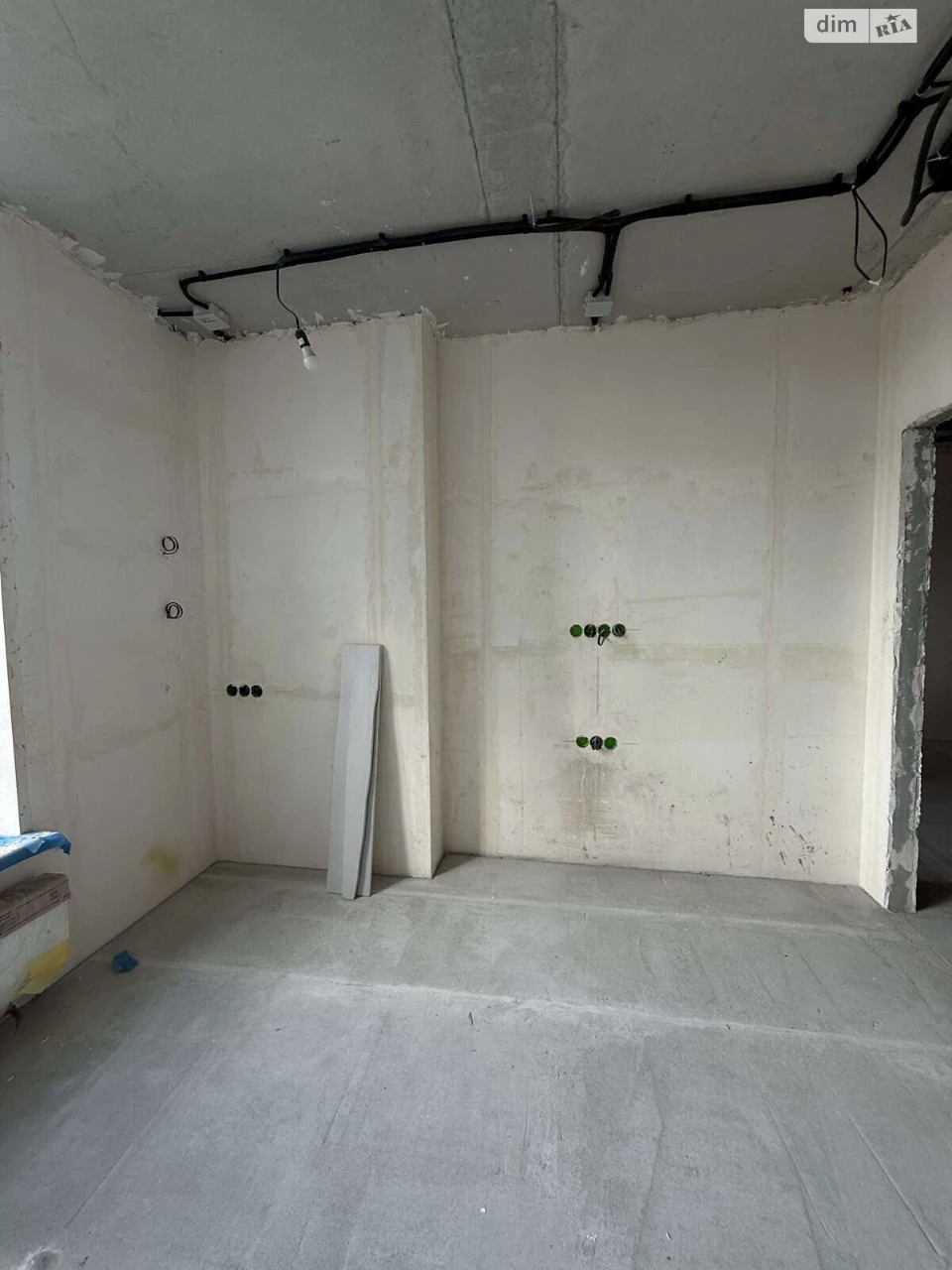 Apartment for Sale in Romanivka