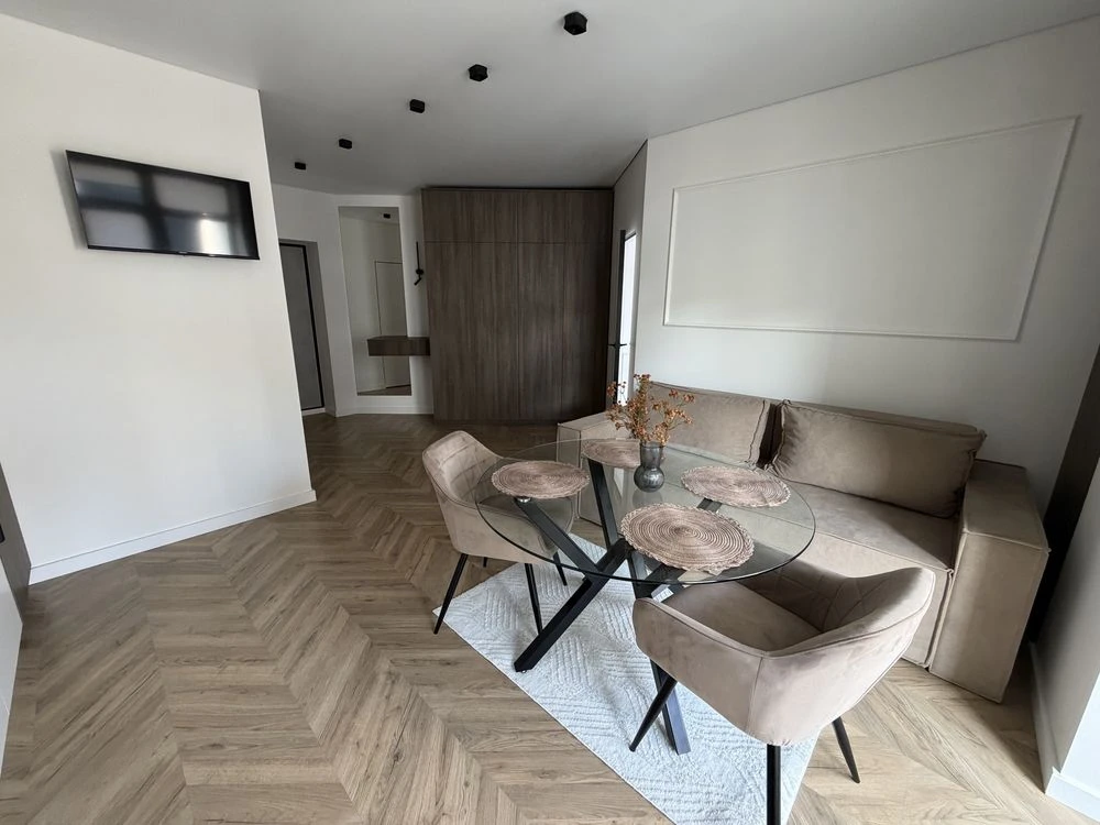 COMPREHENSIVELY EQUIPPED 1-bedroom apartment in Synercity Residence