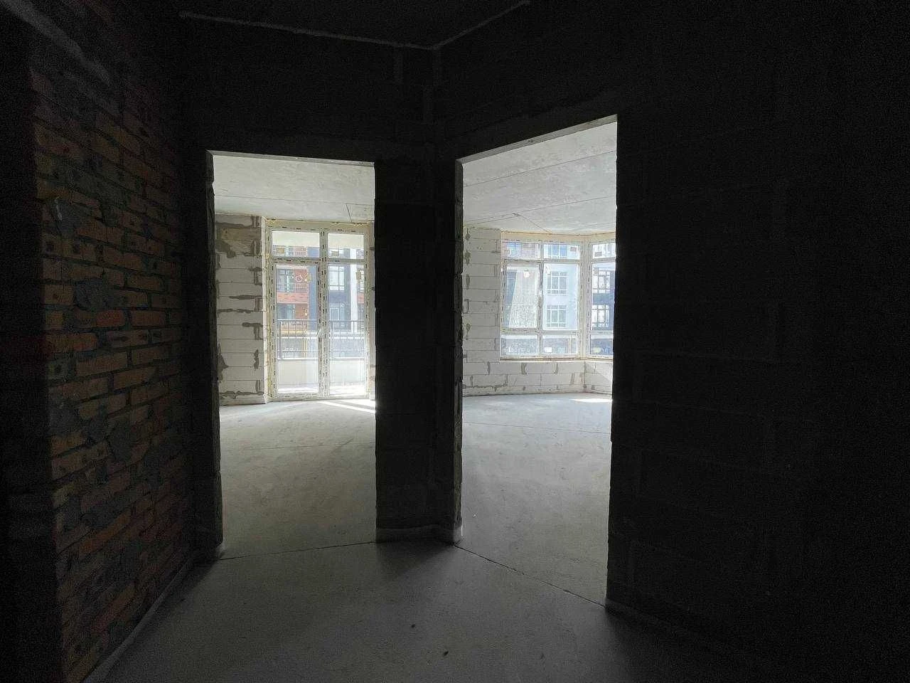 Продаж 1к квартири 37,3 м без оздоблення в ЖК Синергія Сіті