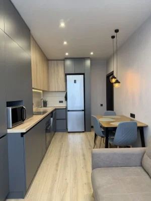 Spacious 2-bedroom apartment with designer renovation | Irpin |