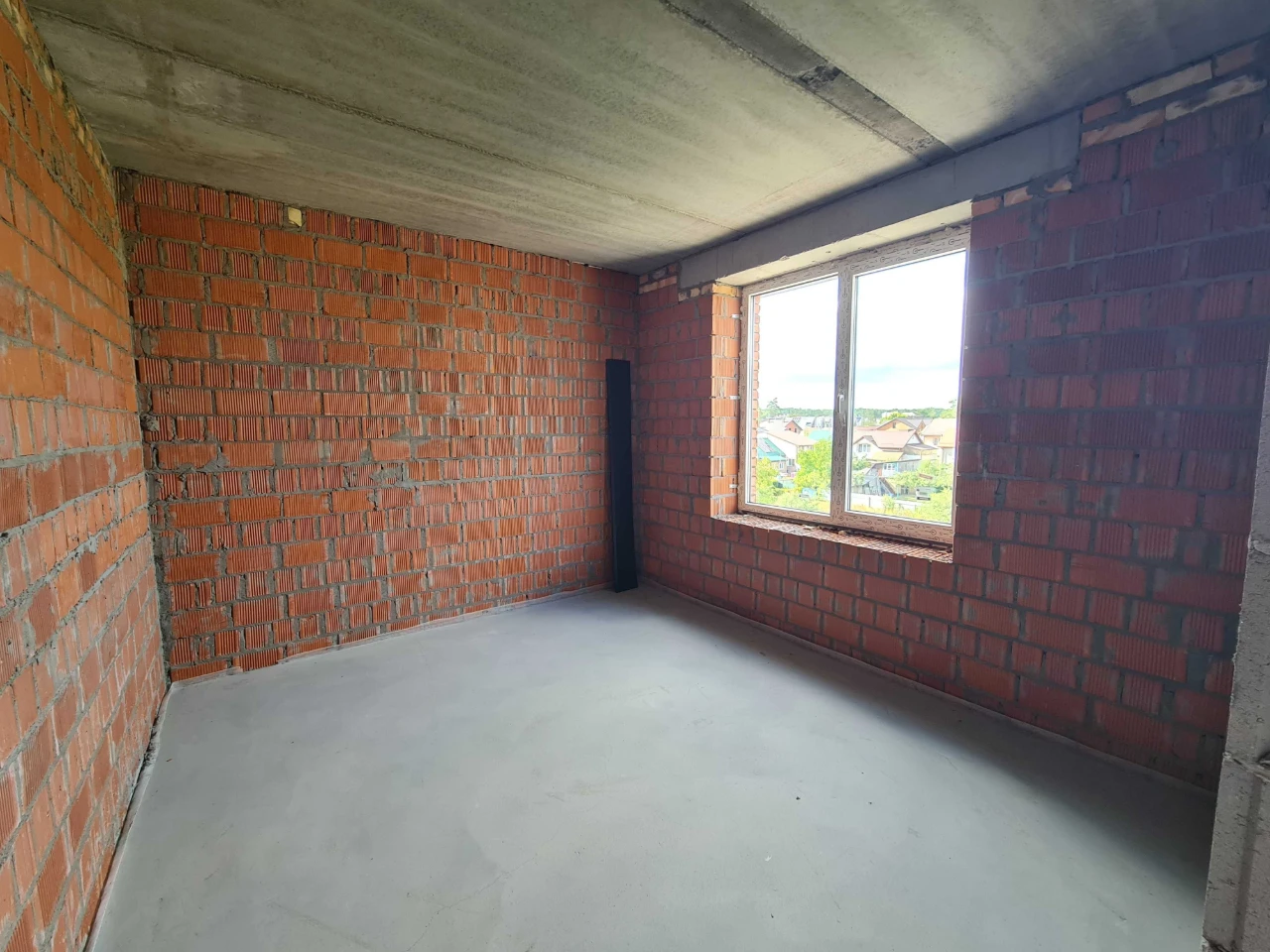 One-bedroom apartment with kitchen-living room, 2nd floor, St. Sob