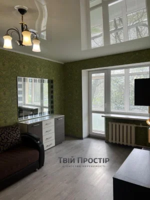 Продажа 1-комнатной квартиры в районе пр. Металлургов с евроре.