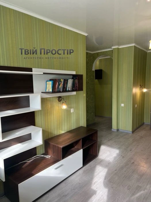 Продажа 1-комнатной квартиры в районе пр. Металлургов с евроре.