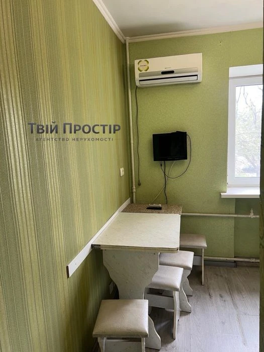 Продажа 1-комнатной квартиры в районе пр. Металлургов с евроре.