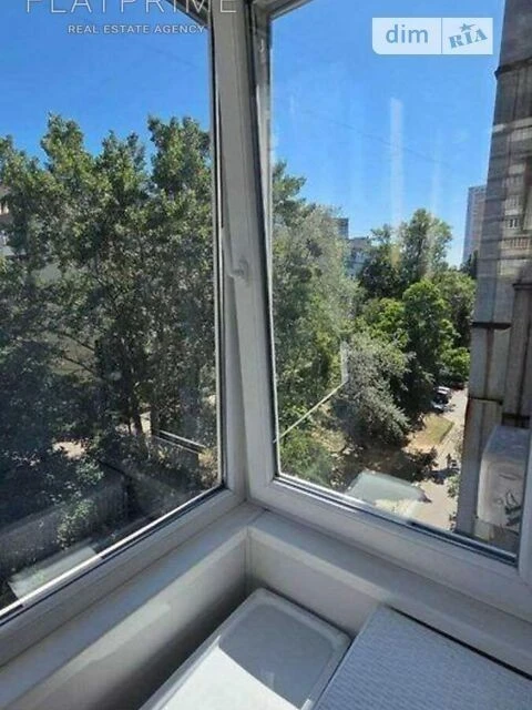 Sale of 2-room apartment 44.2 sq. m. on 89 Holosiivskyi Ave. • I