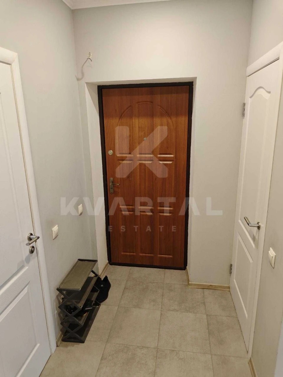 Продажа просторной квартиры (44 м2) с ремонтом МИНИМАЛЬНЫЙ оформ