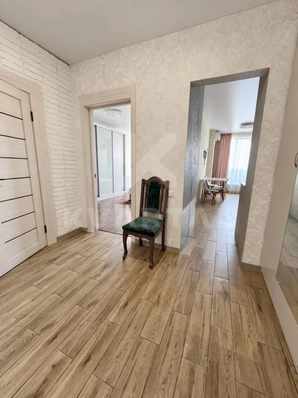 Продажа 1-комнатной квартиры 48,2 кв. м с ремонтом в ЖК "Чехов-Парк", Ирпень