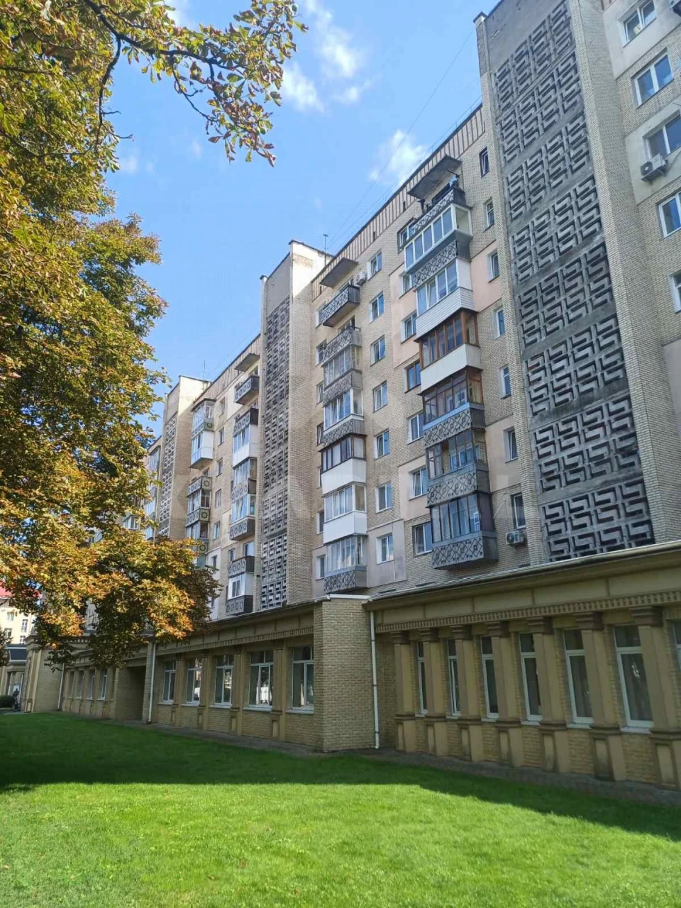 Sale of a 2-bedroom Apartment / Шевchenko Street, Irpin