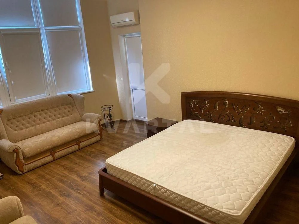 Продаж 2-х кімнатна квартира 90м2 /Ірпінь