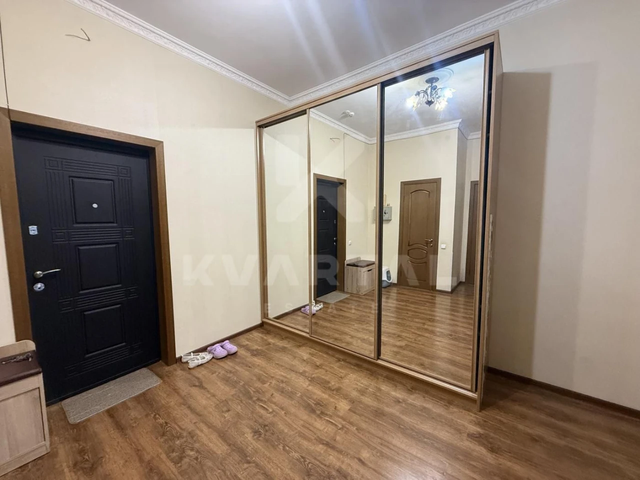 Продаж 2-х кімнатна квартира 90м2 /Ірпінь
