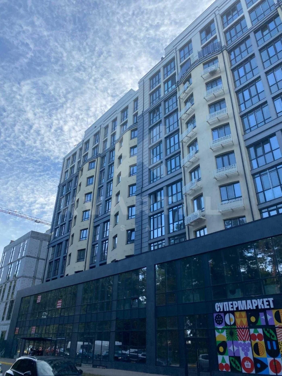 Продаж 2кімнатної квартири площею  69м2 в центрі міста з інд