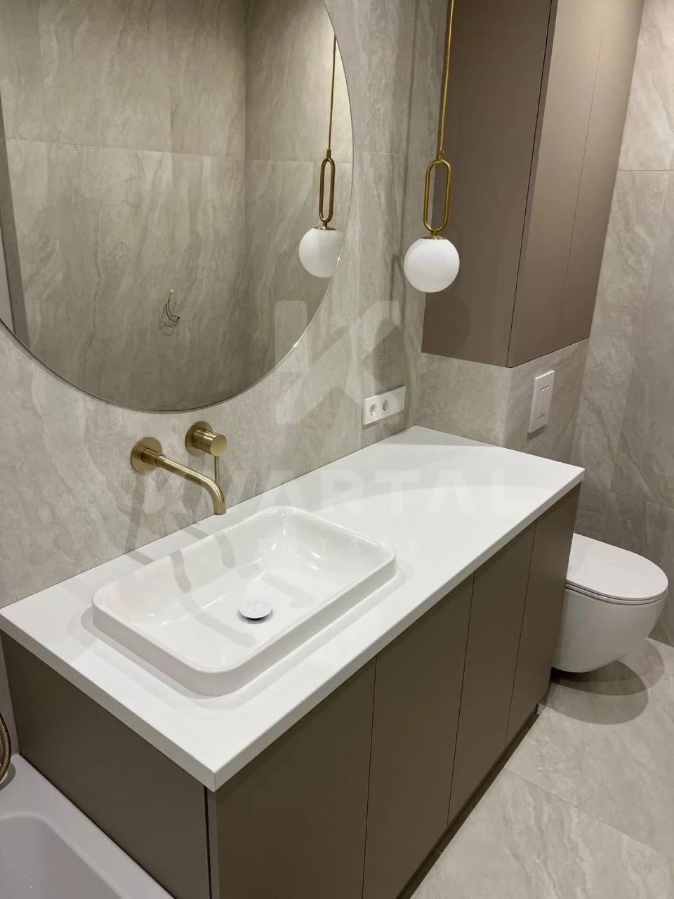 Продаж 2 кімнатна квартира в ЖК Центральний з ремонтом Ірпін