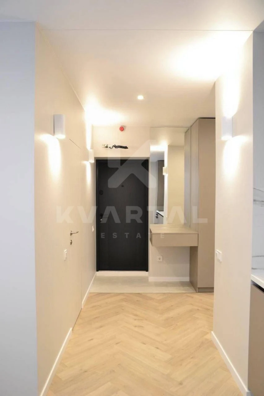 Продаж 2 кімнатна квартира в ЖК Центральний з ремонтом Ірпін