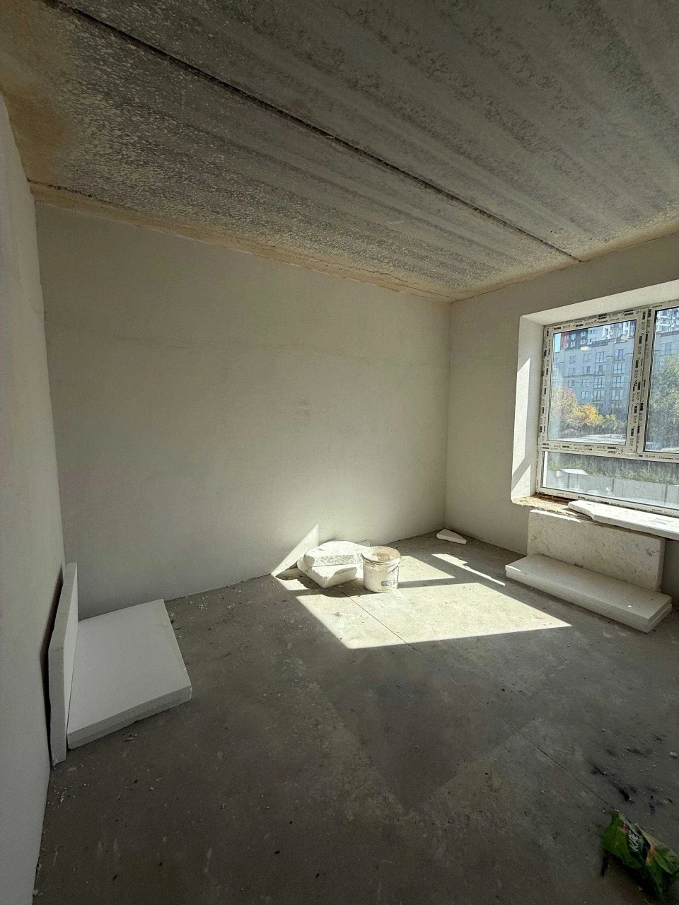 Продаж нової 1-кімнатної квартири 41,29 м² у ЖК «BURGUNDIA 3