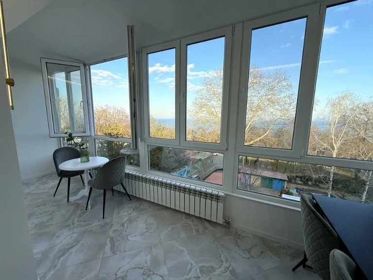 Apartment. Odesa, Chornomorska Street.