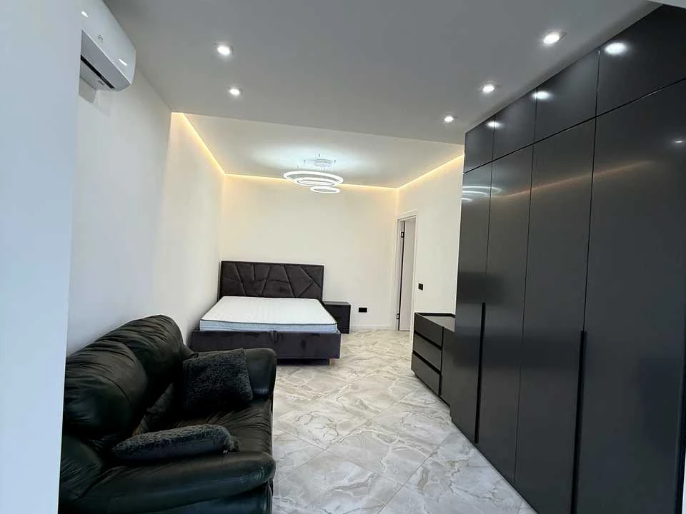 Apartment. Odesa, Chornomorska Street.