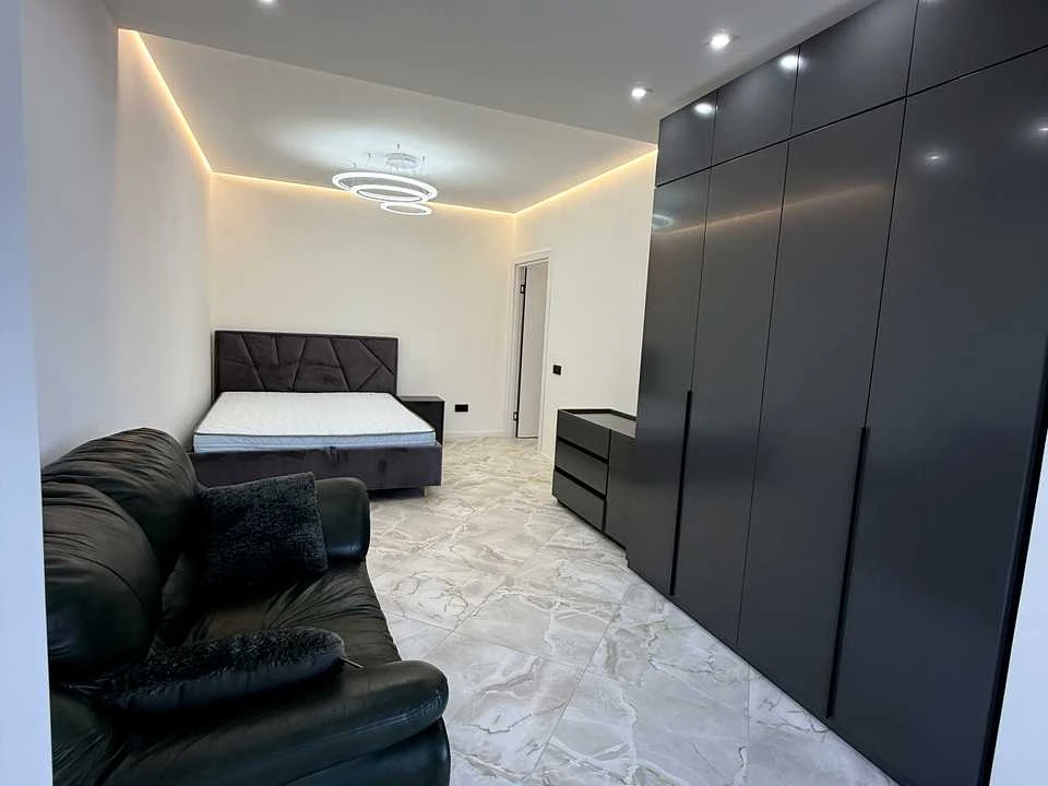 Apartment. Odesa, Chornomorska Street.