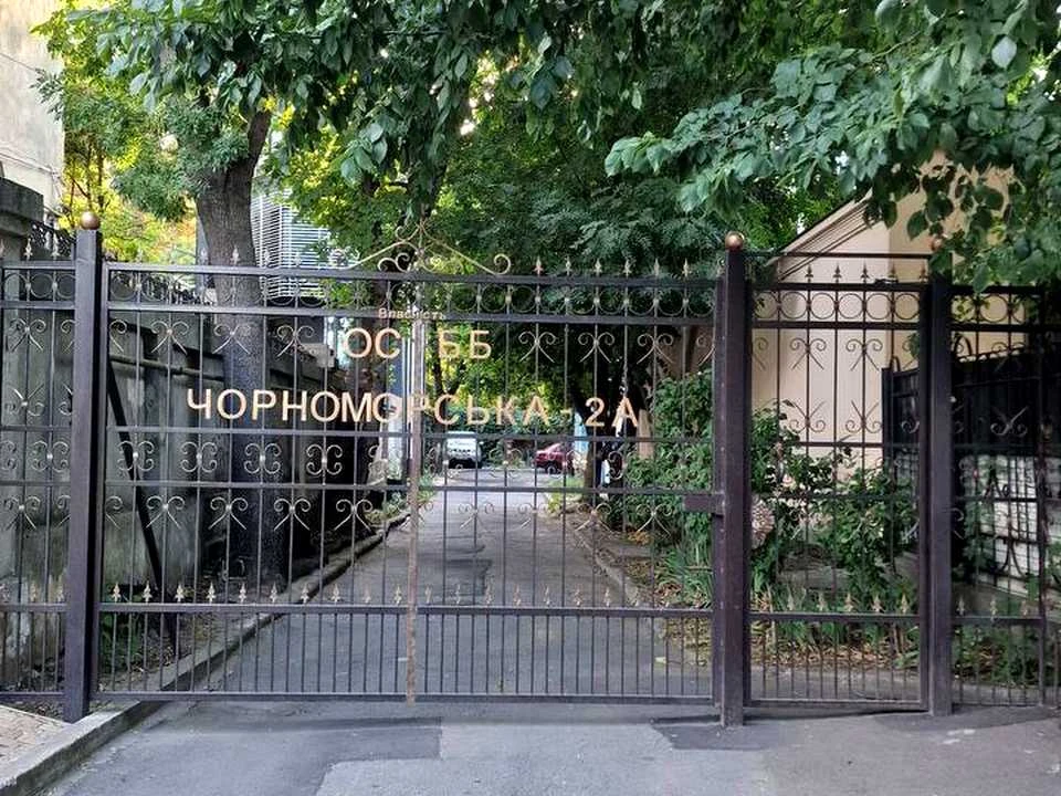 Apartment. Odesa, Chornomorska Street.