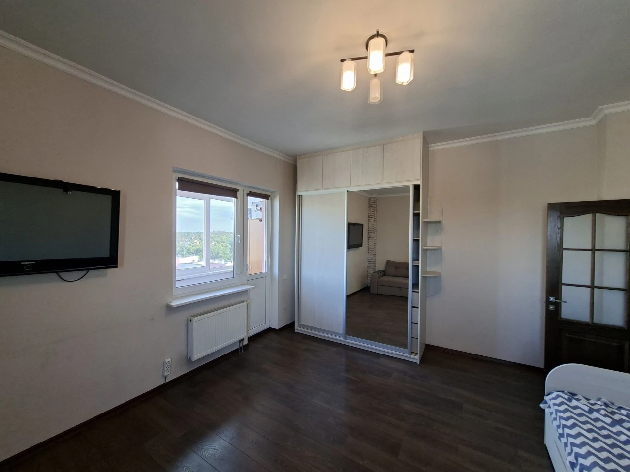 Продам 2-х кімнатну квартиру 72м.кв.  Ірпінь.   ЕЛІТНИЙ ЖК