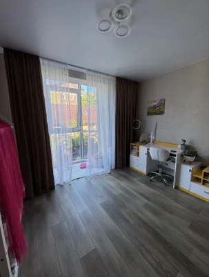 Продається 2-кімнатна квартира в ЖК "Монако", газ, державні