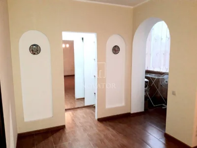 Apartment in the center, 77 sq m, opposite School No. 17 and Nezhnay Park