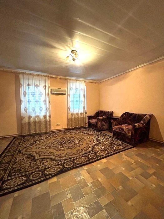 A cozy house for sale in Odessa - move in and live!