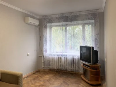 For sale 2-room apartment in the center on Lobanovsky St.