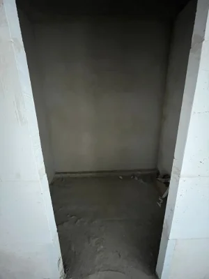 1-bedroom apartment for sale! No renovation!