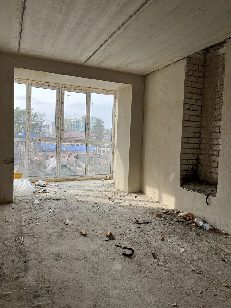 1-bedroom apartment for sale! No renovation!