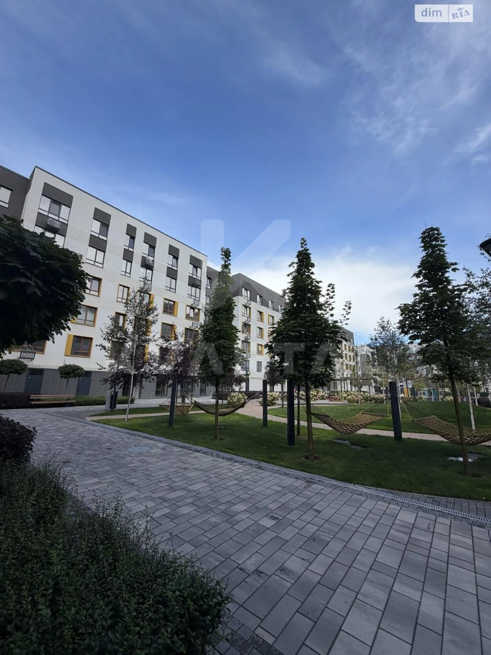 Продажа Студии