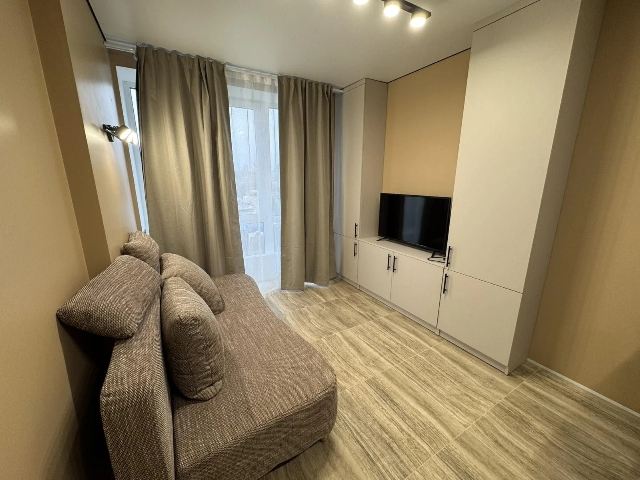 Продам однокімнатну квартиру