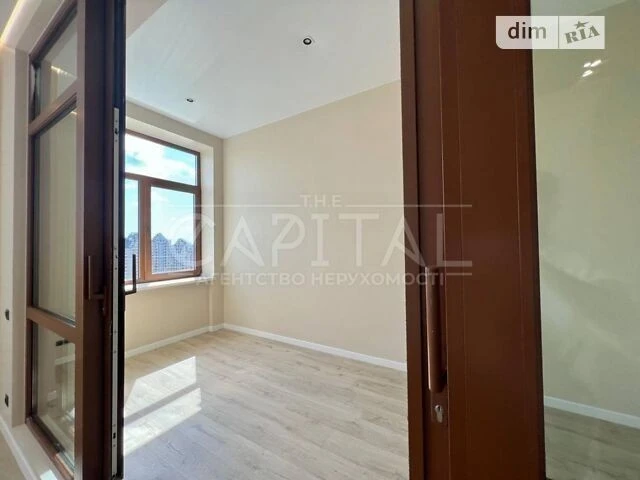 For sale 2-room apartment 140 sq. m. on Ivan Franko St. 4B • ID 34
