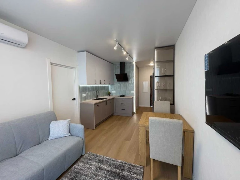 Квартира 2-комнатная в ЖК "Мюнхаузен", 42 м², "еОселя", сертификат
