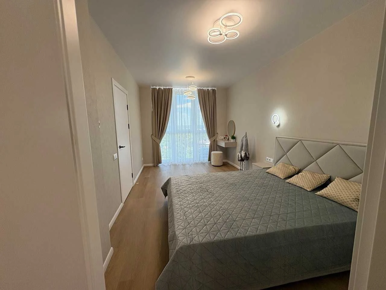 Квартира 2-комнатная в ЖК "Мюнхаузен", 42 м², "еОселя", сертификат