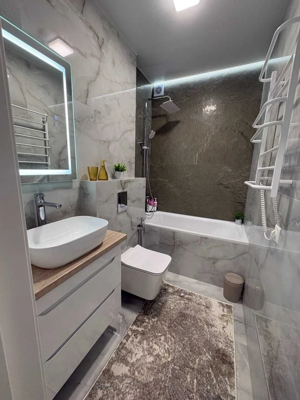 Квартира 2-комнатная в ЖК "Мюнхаузен", 42 м², "еОселя", сертификат
