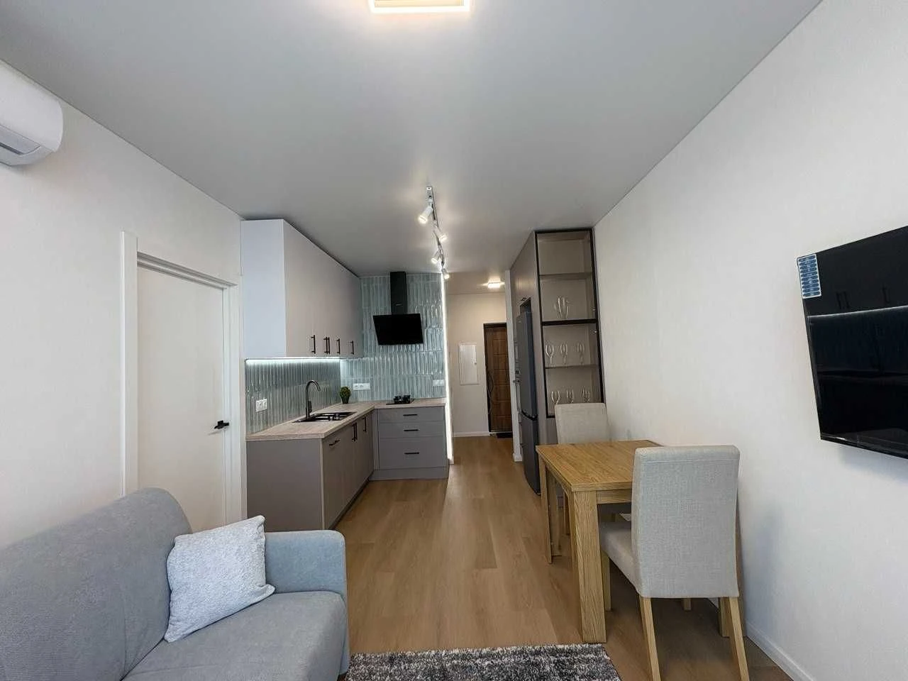 Квартира 2-комнатная в ЖК "Мюнхаузен", 42 м², "еОселя", сертификат