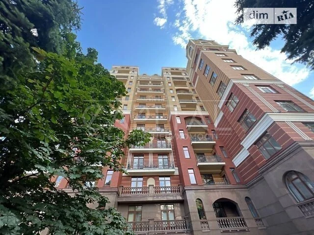 For sale 2-room apartment 140 sq. m. on Ivan Franko St. 4B • ID 34