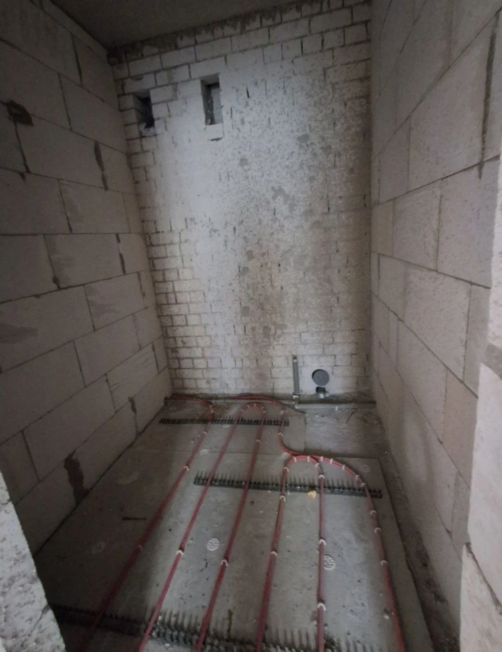 For Sale 2-bedroom apartment 44 sq.m +30% RENOVATED, can be used with a Certificate, Vacant