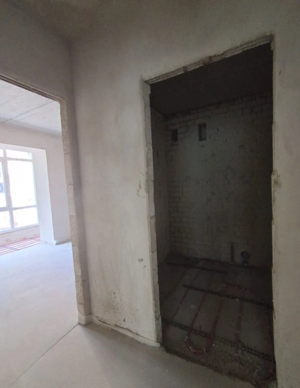 For Sale 2-bedroom apartment 44 sq.m +30% RENOVATED, can be used with a Certificate, Vacant