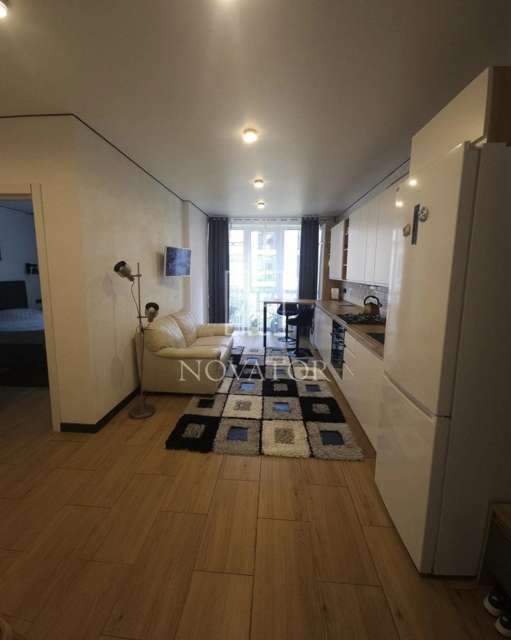 Sale of a large one-bedroom apartment with gas heating